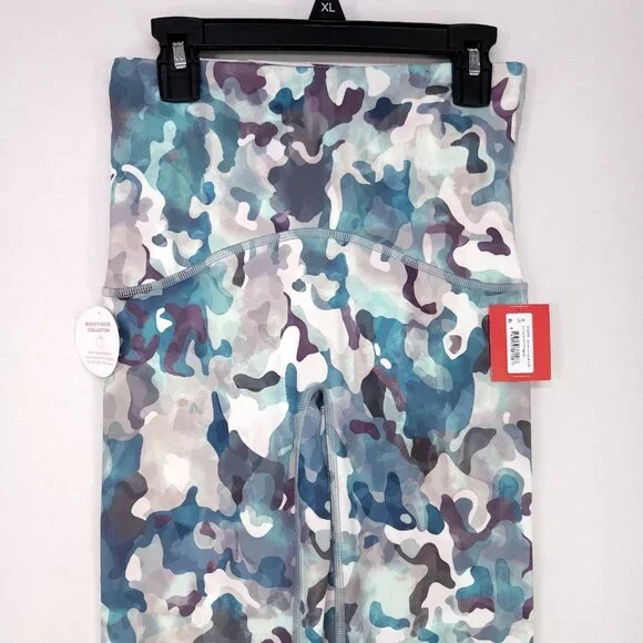 Spanx Legging Womens Small  7/8 Booty Boost Painted Camo Pink Active Yoga Pants - Picture 5 of 16